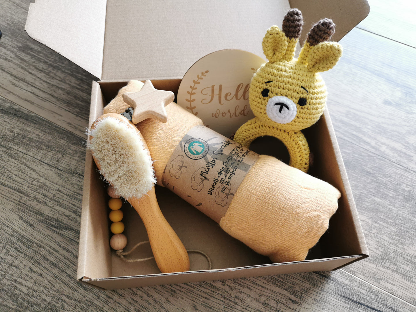 Baby Rattle Gift Set Hamper Giraffe