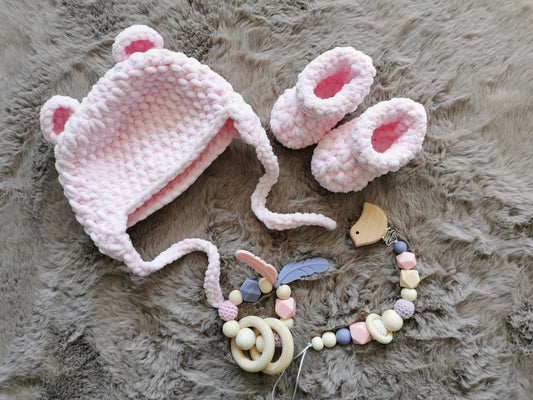 Baby Girl Hat & Booties set